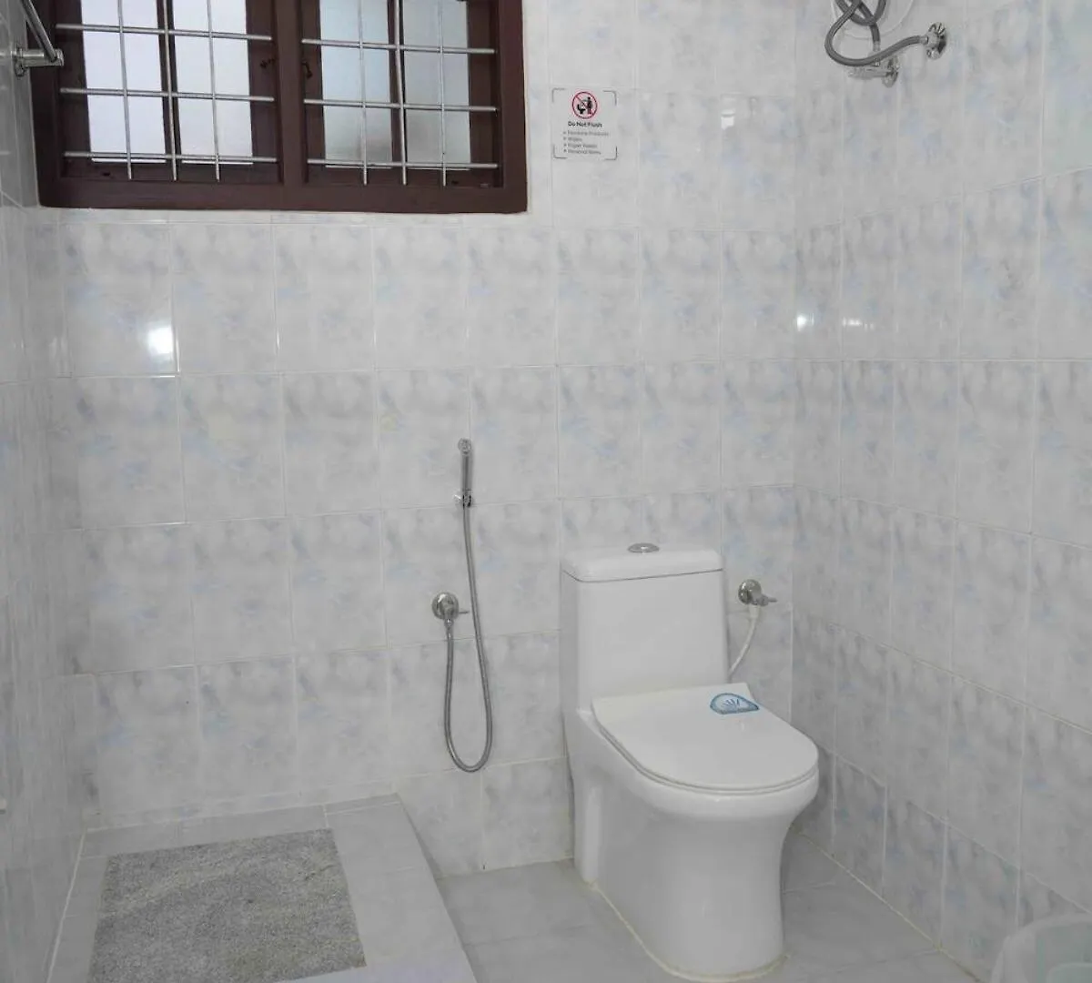 טריואנדרום Aaram Kumaramangalam Lake Villa 0*,  הודו